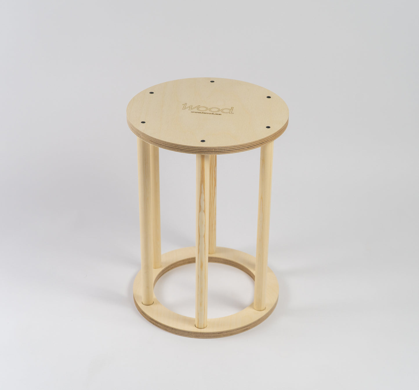 Tabouret Cylindrique en Bois – Design Léger et Fonctionnel